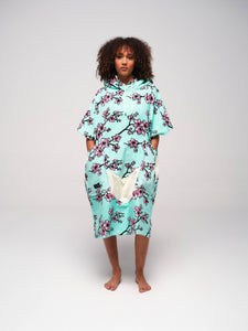 Adult V-cut poncho - Cherry Tree